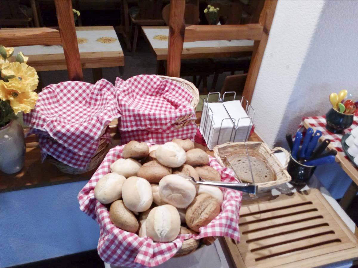 Frühstücksbufett vom Spreewaldhaus Zum See - Pension Baschin in Alt-Schadow in Brandenburg